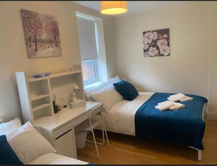 Cosy Private Rooms In Euston Square, Central Лондон Экстерьер фото