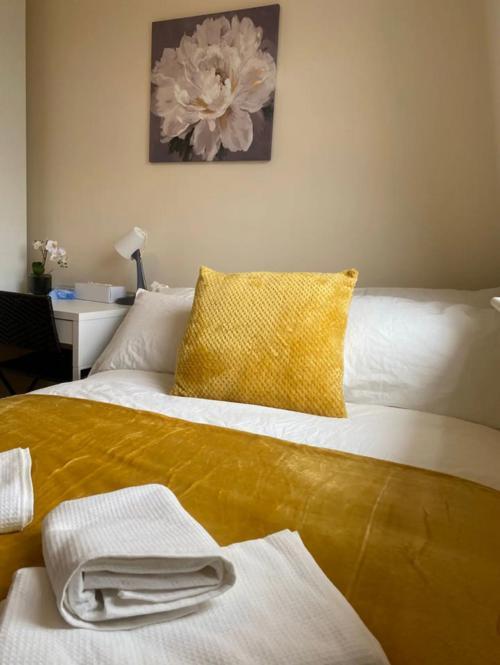Cosy Private Rooms In Euston Square, Central Лондон Экстерьер фото